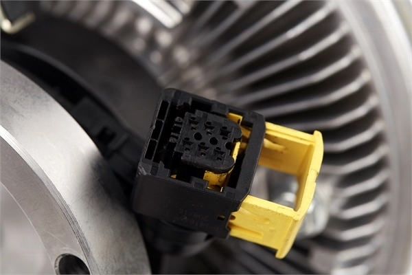 Acoplamento viscoso de ventilador de esfriamento 7421990513 Renault (RVI)