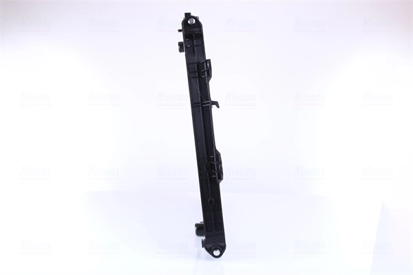 Radiador de esfriamento de motor Nissens 646807 preço, a partir de 182,37 USD