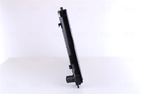 Radiador de esfriamento de motor Nissens 64647A preço, a partir de 132,13 USD