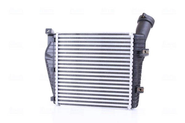 Radiador de intercooler Nissens 96688 preço, a partir de 94,72 USD