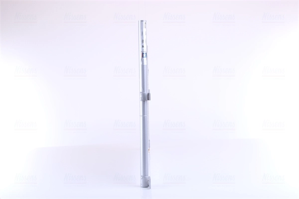 Radiador de aparelho de ar condicionado 94586 Nissens