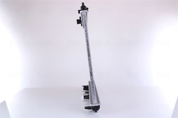 Radiador de esfriamento de motor Nissens 681378 preço, a partir de 152,24 USD