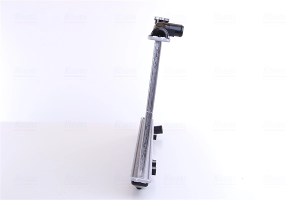 Compre 64775 Nissens Radiador de esfriamento de motor