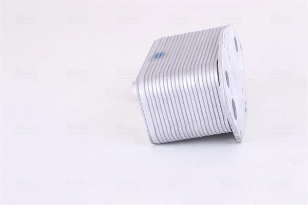 Compre 90786 Nissens Radiador de óleo