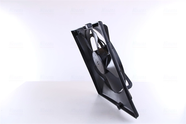 Compre 85746 Nissens Difusor do radiador de esfriamento, montado com motor e roda de aletas