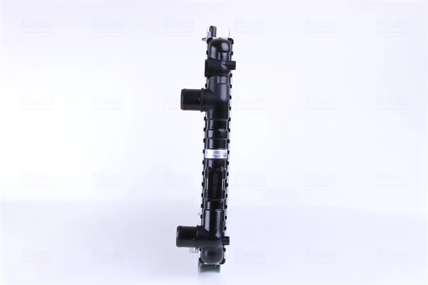 Radiador de esfriamento de motor Nissens 61390 preço, a partir de 129,74 USD