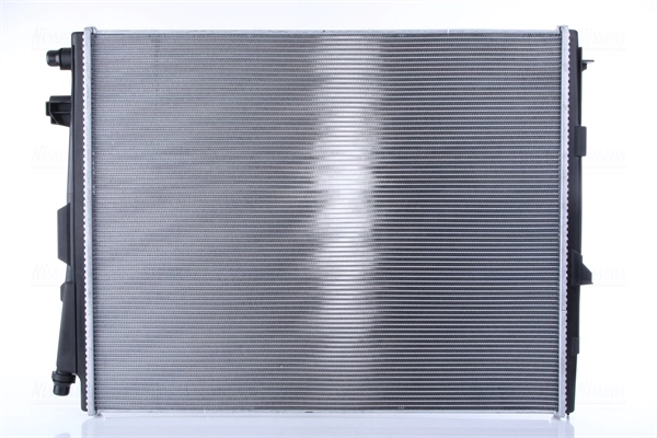 Radiador de esfriamento de motor adicional Nissens 606784 preço, a partir de 263,74 USD