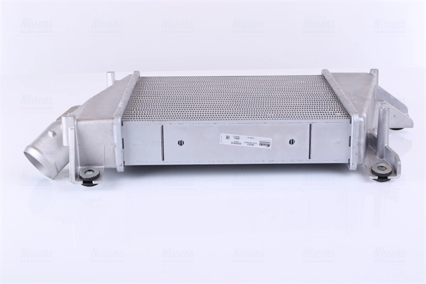 Radiador de intercooler 96527 Nissens