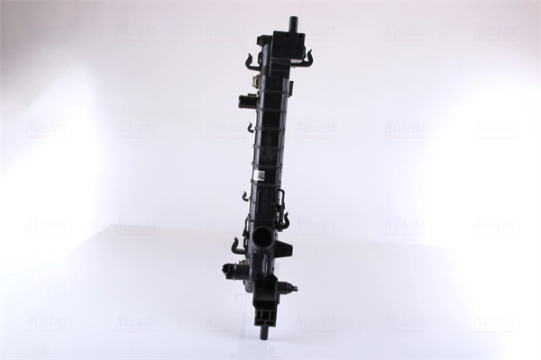 Radiador de esfriamento de motor Nissens 61696 preço, a partir de 110,28 USD
