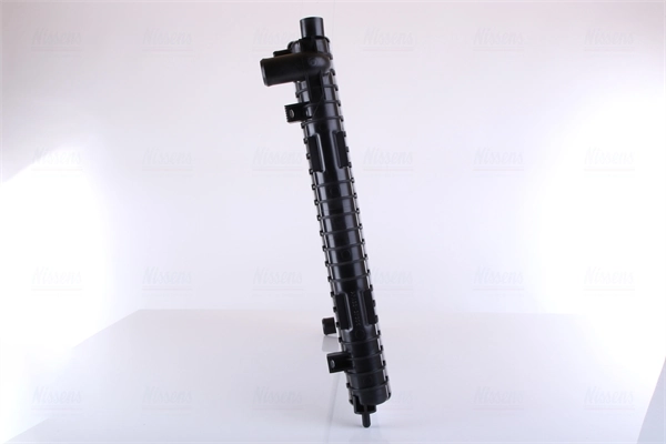 Radiador de esfriamento de motor Nissens 64300A preço, a partir de 138,91 USD