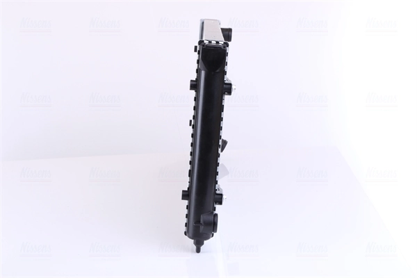 Radiador de esfriamento de motor Starline ST2009 preço, a partir de 69,99 USD