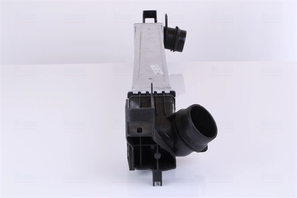 Compre 96379 Nissens Radiador de intercooler