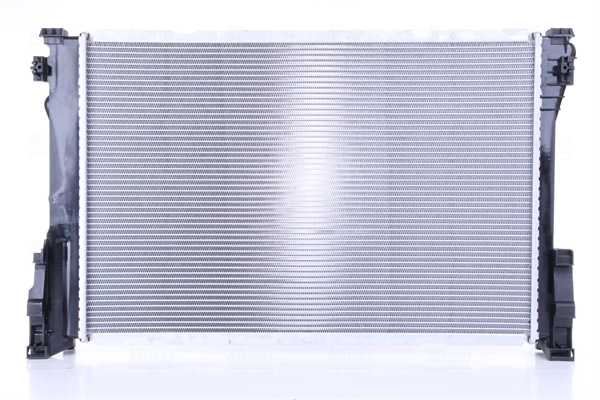 Radiador de esfriamento de motor Nissens 67167 preço, a partir de 148,59 USD