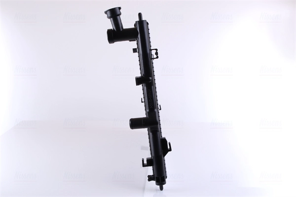 Radiador de esfriamento de motor Nissens 68183 preço, a partir de 78,45 USD
