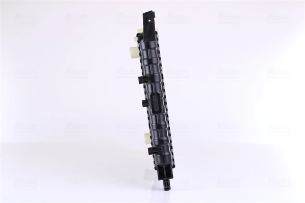 Radiador de esfriamento de motor Nissens 61940 preço, a partir de 68,91 USD