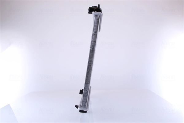 Radiador de esfriamento de motor Nissens 67356 preço, a partir de 161,92 USD