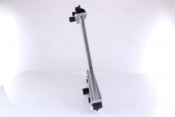 Radiador de esfriamento de motor Nissens 69209 preço, a partir de 178,05 USD