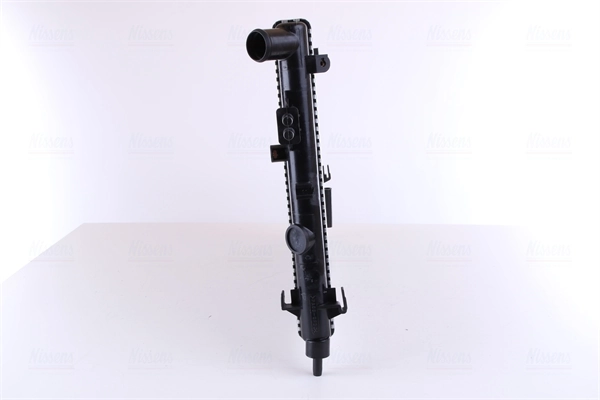 Radiador de esfriamento de motor Nissens 632461 preço, a partir de 71,47 USD