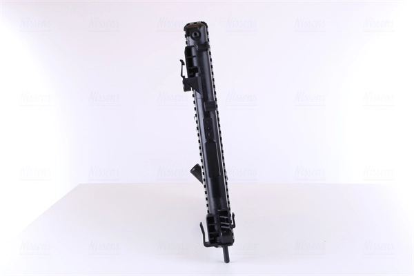 Radiador de esfriamento de motor Nissens 63809 preço, a partir de 63,97 USD