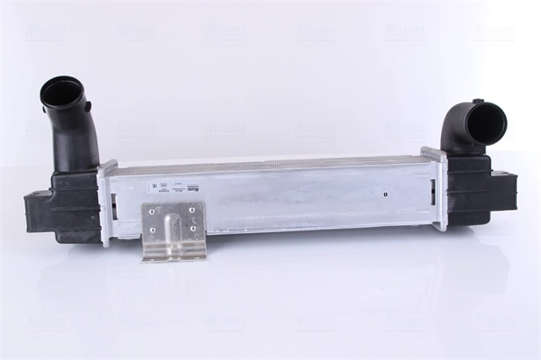 Radiador de intercooler 96215 Nissens