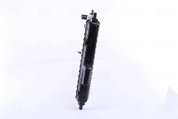 Radiador de esfriamento de motor Nissens 61646 preço, a partir de 87,61 USD