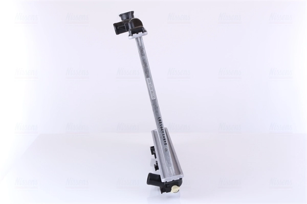 Radiador de esfriamento de motor Nissens 62269 preço, a partir de 101,97 USD