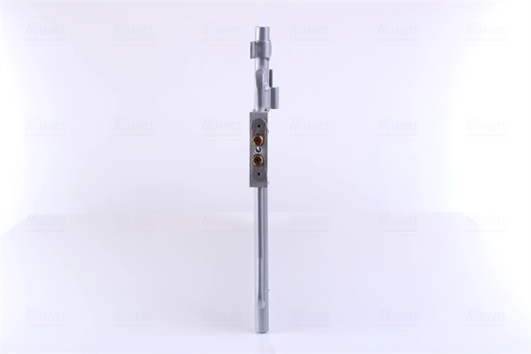 Radiador de aparelho de ar condicionado 94806 Nissens