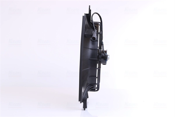 Compre 85048 Nissens Difusor do radiador de esfriamento, montado com motor e roda de aletas