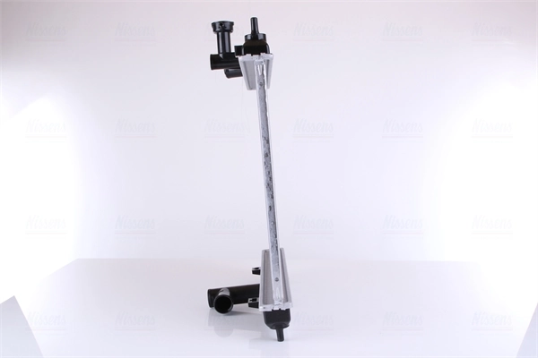 Radiador de esfriamento de motor Nissens 67512 preço, a partir de 121,07 USD