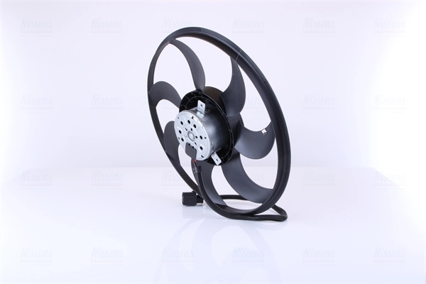 Ventilador elétrico de esfriamento montado (motor + roda de aletas) Nissens 85805 preço, a partir de 129,11 USD