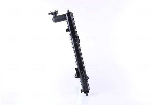 Radiador de esfriamento de motor Nissens 67552 preço, a partir de 135,73 USD