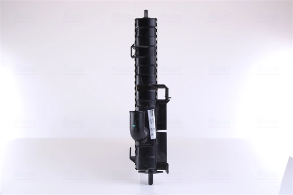 Radiador de esfriamento de motor Nissens 63082 preço, a partir de 88,15 USD