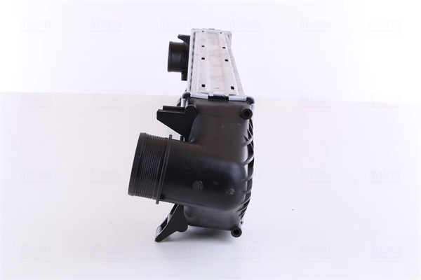 Radiador de intercooler Nissens 96561 preço, a partir de 118,30 USD