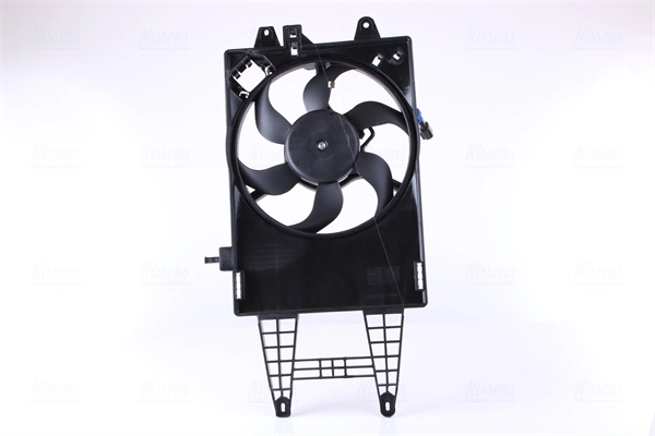 85162 Nissens Difusor do radiador de esfriamento, montado com motor e roda de aletas