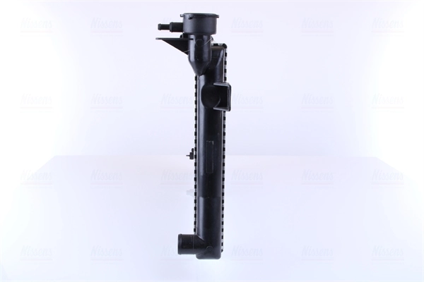 Radiador de esfriamento de motor Nissens 623556 preço, a partir de 71,06 USD
