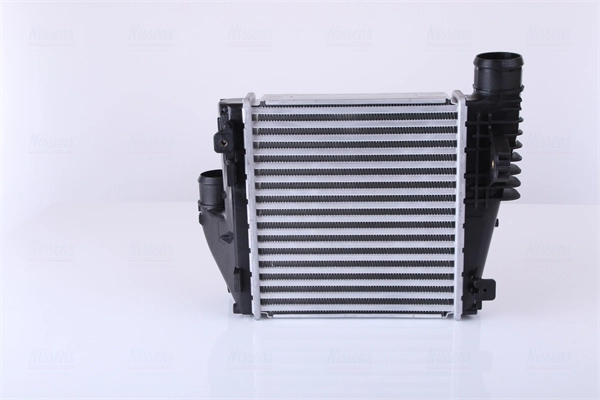 Radiador de intercooler Nissens 96380 preço, a partir de 132,73 USD
