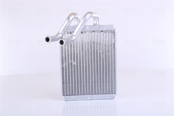 Radiador de forno (de aquecedor) 77518 Nissens