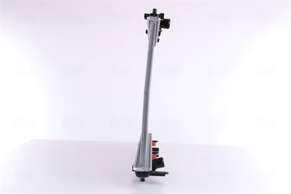 Radiador de esfriamento de motor Nissens 68096 preço, a partir de 128,94 USD