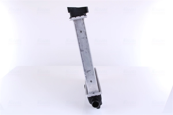 Radiador de esfriamento de motor Nissens 62551 preço, a partir de 103,63 USD