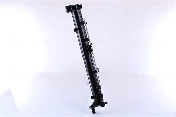Radiador de esfriamento de motor Nissens 63818A preço, a partir de 114,11 USD