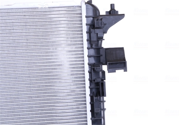 Radiador de esfriamento de motor Nissens 60327 preço, a partir de 204,08 USD