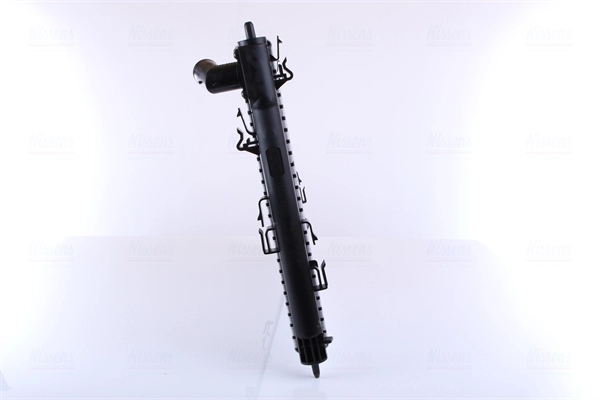 Radiador de esfriamento de motor Nissens 67359 preço, a partir de 161,70 USD