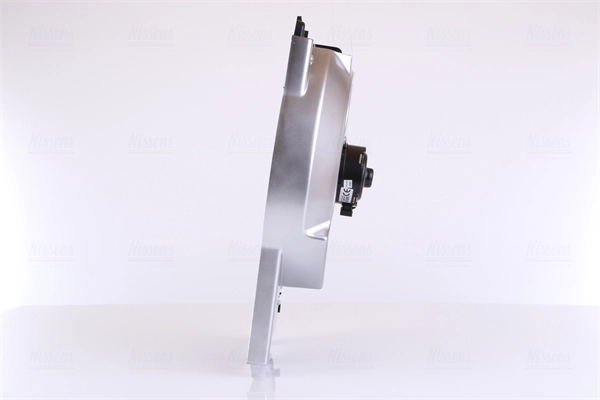 Compre 85267 Nissens Difusor do radiador de esfriamento, montado com motor e roda de aletas