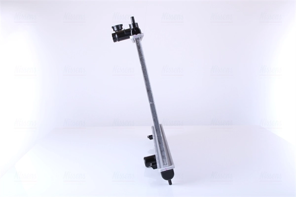 Radiador de esfriamento de motor Nissens 68741 preço, a partir de 129,62 USD