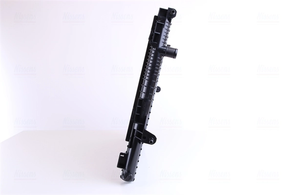 Compre 637606 Nissens Radiador de esfriamento de motor