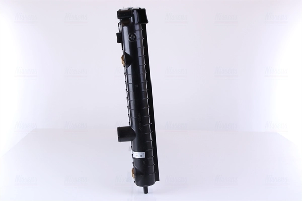 Radiador de esfriamento de motor Nissens 63075 preço, a partir de 164,52 USD