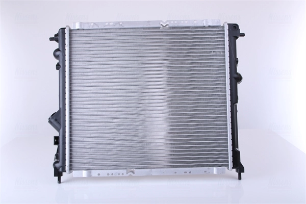 Radiador de esfriamento de motor Renault (RVI) 7701412013