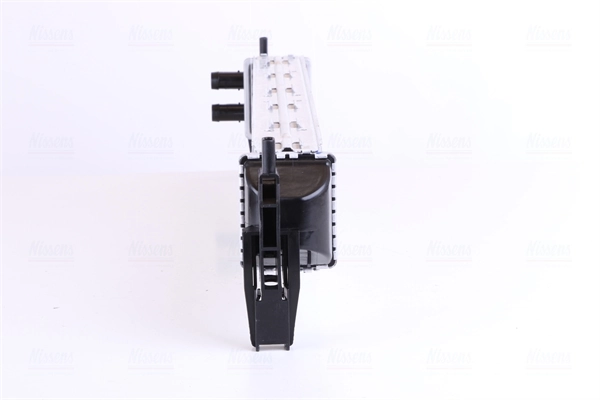 Radiador de esfriamento de motor adicional Nissens 65331 preço, a partir de 140,94 USD