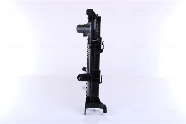 Radiador de esfriamento de motor Nissens 637647 preço, a partir de 100,24 USD