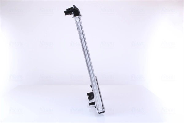 Radiador de esfriamento de motor Nissens 63695A preço, a partir de 115,01 USD